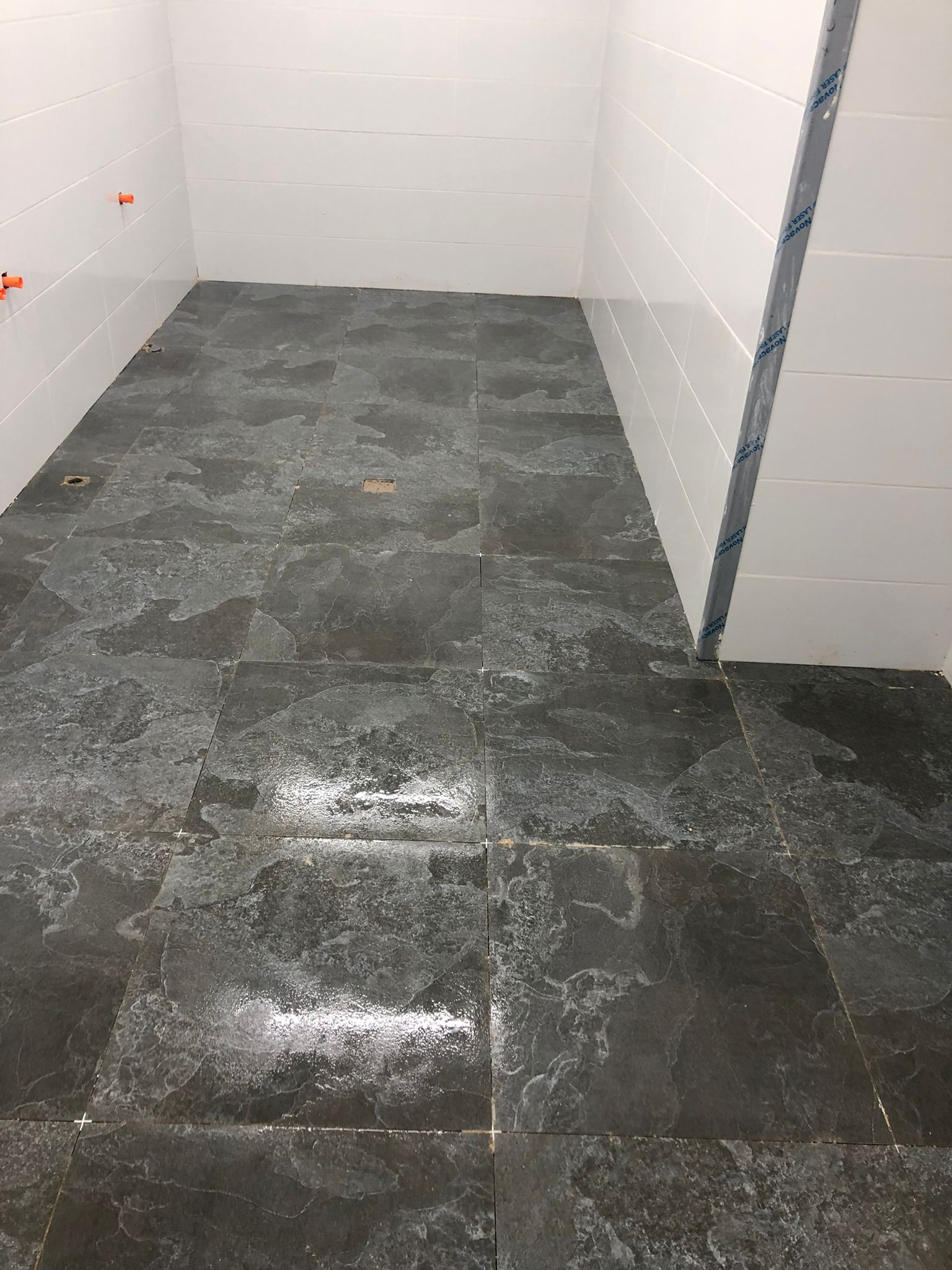 רצפה מבריקה אחרי ליטוש מקצועי